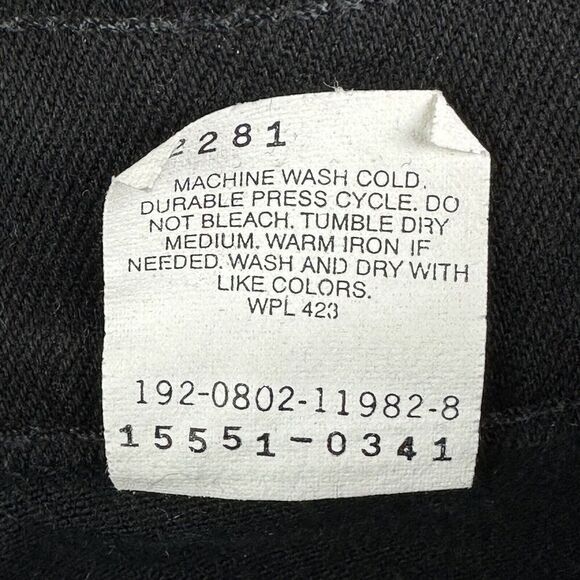 Vintage Levis 550 Jean Shorts Womens 12 MIS Black Relaxed Cut Off Bootie Jorts - Picture 9 of 10